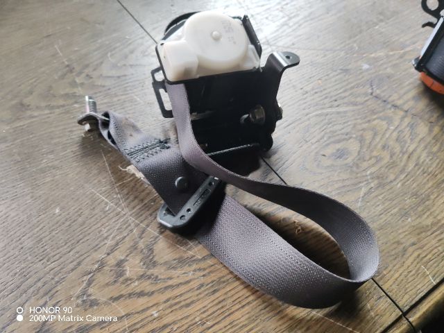 bontott SUBARU IMPREZA Jobb hátsó Biztonsági Öv