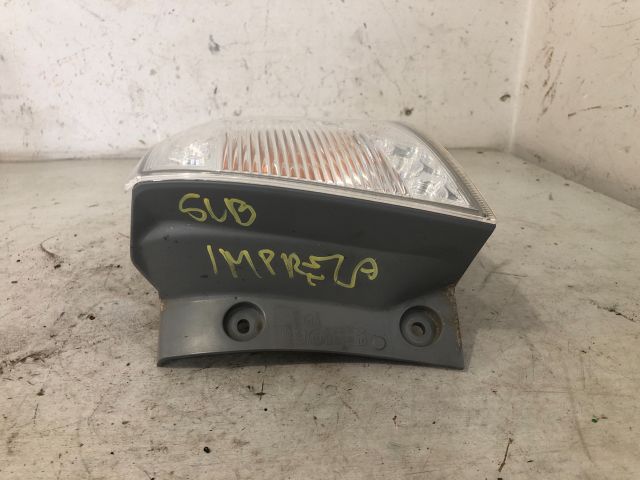 bontott SUBARU IMPREZA Jobb Külső Hátsó Lámpa