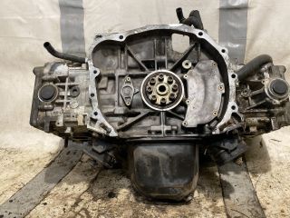 bontott SUBARU LEGACY Motor (Fűzött blokk hengerfejjel)