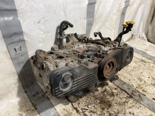 bontott SUBARU LEGACY Motor (Fűzött blokk hengerfejjel)