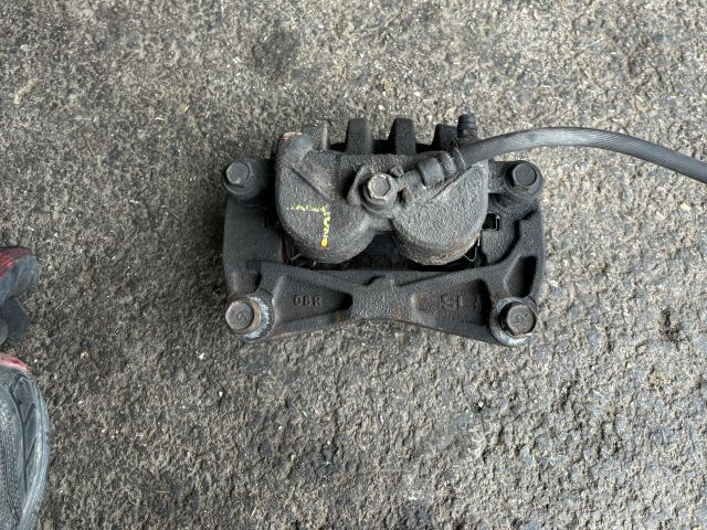 bontott SUBARU LEGACY Bal első Féknyereg Munkahengerrel