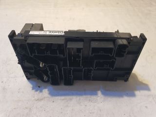 bontott SUBARU LEGACY Biztosítéktábla Motortér