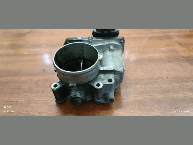 bontott SUBARU LEGACY Fojtószelep (Elektromos)