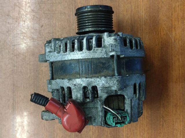 bontott SUBARU LEGACY Generátor