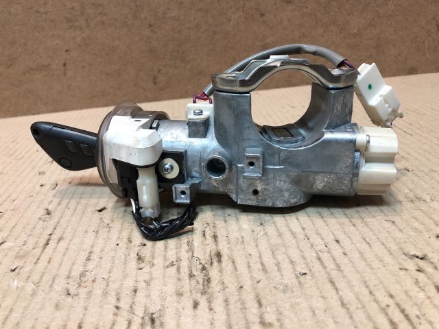 bontott SUBARU LEGACY Gyújtáskapcsoló