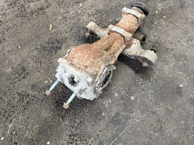 bontott SUBARU LEGACY Hátsó Differenciálmű