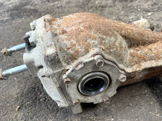 bontott SUBARU LEGACY Hátsó Differenciálmű