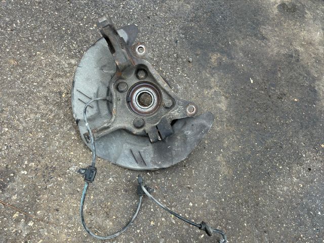 bontott SUBARU LEGACY Jobb első Csonkállvány Kerékaggyal