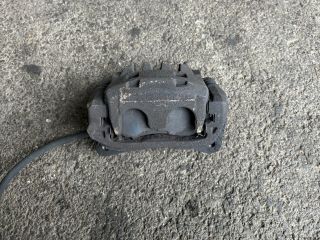 bontott SUBARU LEGACY Jobb első Féknyereg Munkahengerrel