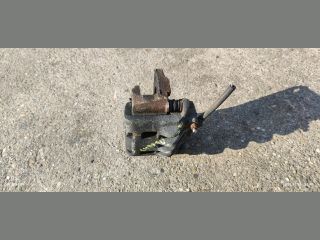 bontott SUBARU LEGACY Jobb első Féknyereg Munkahengerrel