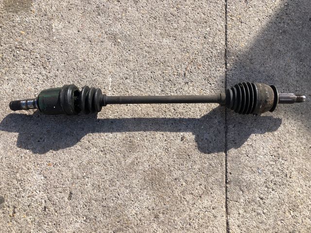 bontott SUBARU LEGACY Jobb Féltengely