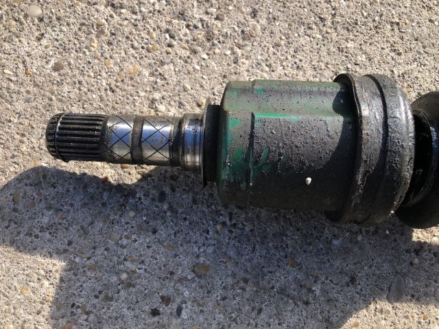 bontott SUBARU LEGACY Jobb Féltengely