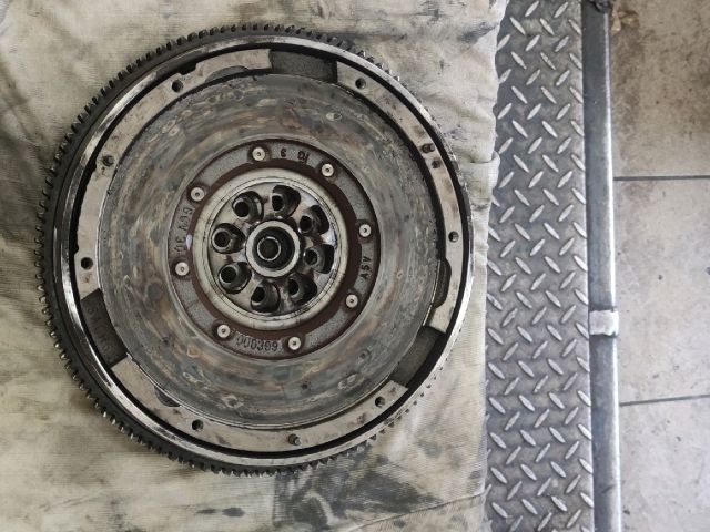 bontott SUBARU LEGACY Kettős tömegű Lendkerék