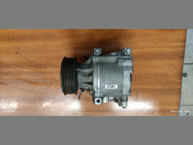 bontott SUBARU LEGACY Klímakompresszor