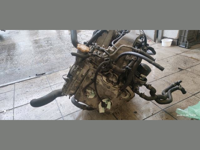 bontott SUBARU LEGACY Motor (Fűzött blokk hengerfejjel)