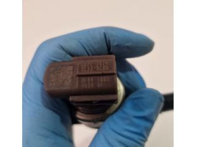 bontott SUBARU LEGACY Porlasztó (1 db)