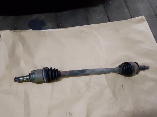 bontott SUBARU LEGACY Bal Féltengely