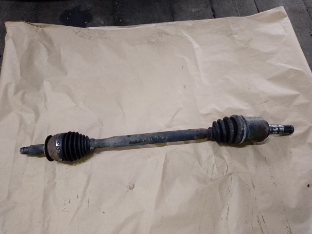 bontott SUBARU LEGACY Bal Féltengely