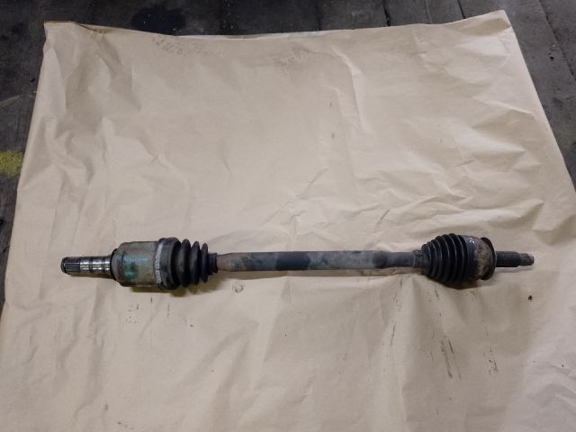 bontott SUBARU LEGACY Bal Féltengely