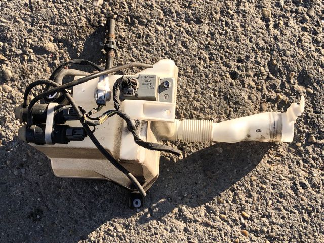 bontott SUBARU LEGACY Ablakmosó Tartály