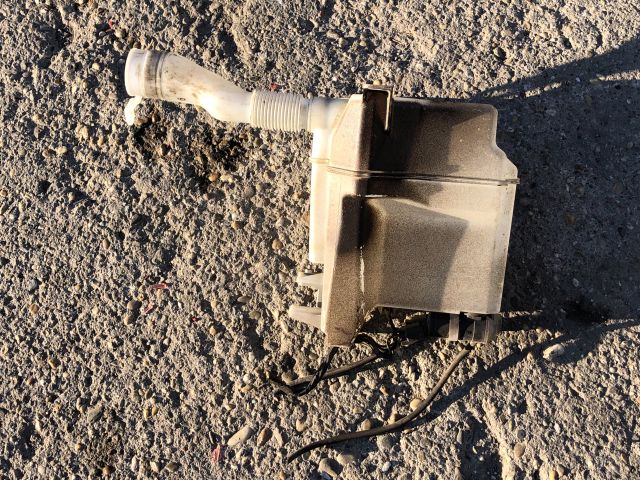 bontott SUBARU LEGACY Ablakmosó Tartály