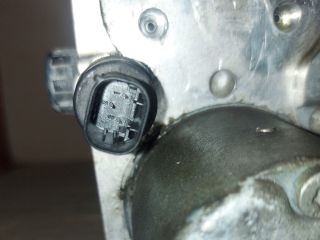 bontott SUBARU LEGACY ABS Kocka