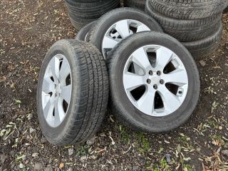 bontott SUBARU LEGACY Alufelni Szett Gumival