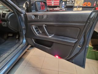 bontott SUBARU LEGACY Bal C Oszlop Burkolat