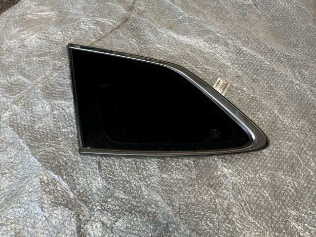 bontott SUBARU LEGACY Bal C Oszlop Oldalablak Üveg