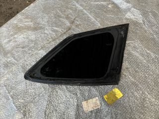 bontott SUBARU LEGACY Bal C Oszlop Oldalablak Üveg