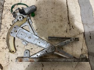 bontott SUBARU LEGACY Bal első Ablakemelő Szerkezet (Elektromos)