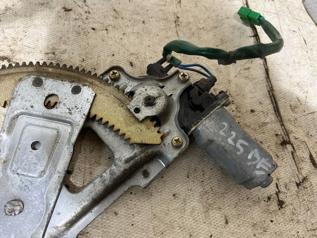 bontott SUBARU LEGACY Bal első Ablakemelő Szerkezet (Elektromos)