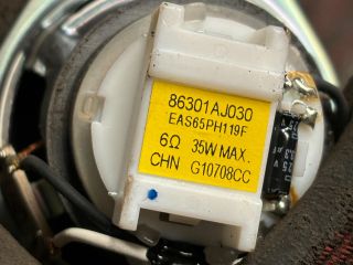 bontott SUBARU LEGACY Bal első Hangszóró