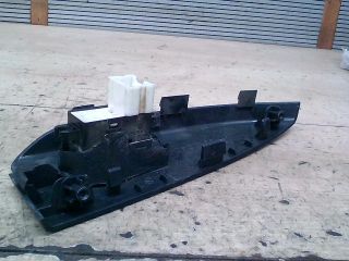 bontott SUBARU LEGACY Bal hátsó Ablakemelő Kapcsoló