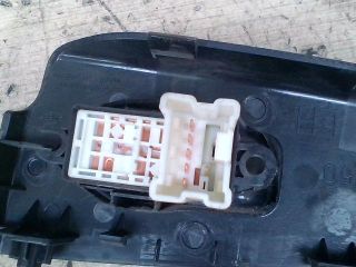 bontott SUBARU LEGACY Bal hátsó Ablakemelő Kapcsoló