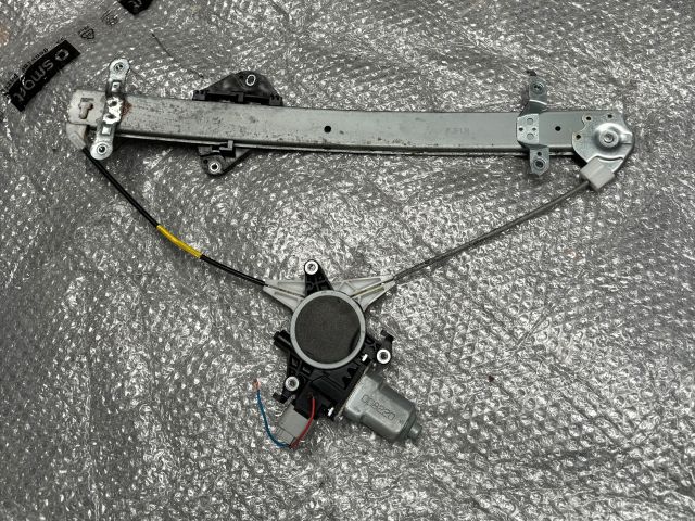 bontott SUBARU LEGACY Bal hátsó Ablakemelő Szerkezet (Elektromos)