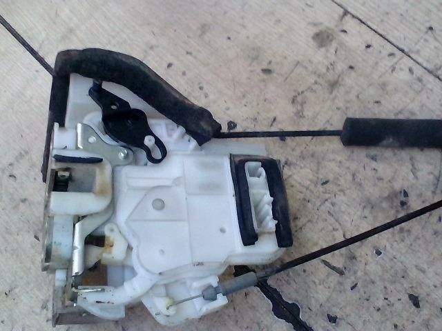 bontott SUBARU LEGACY Bal hátsó Ajtózár