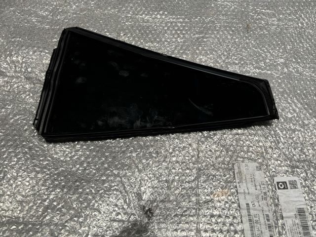 bontott SUBARU LEGACY Bal hátsó Fixüveg (Ajtóban)