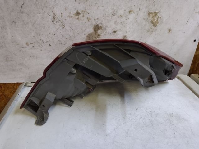 bontott SUBARU LEGACY Bal Hátsó Lámpa