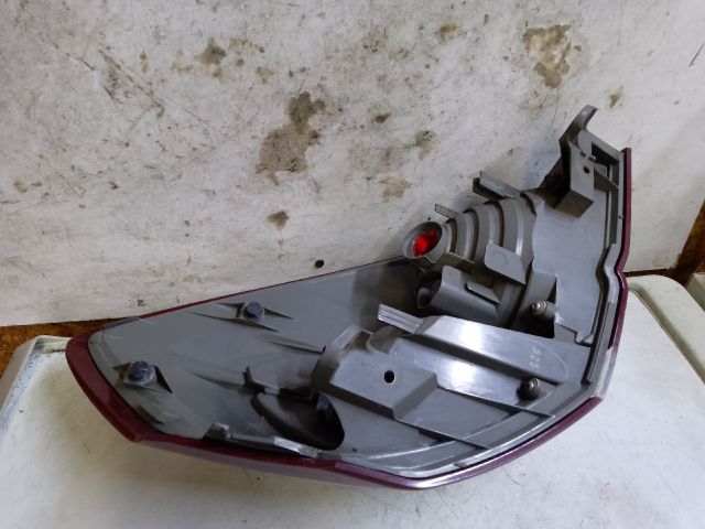 bontott SUBARU LEGACY Bal Hátsó Lámpa