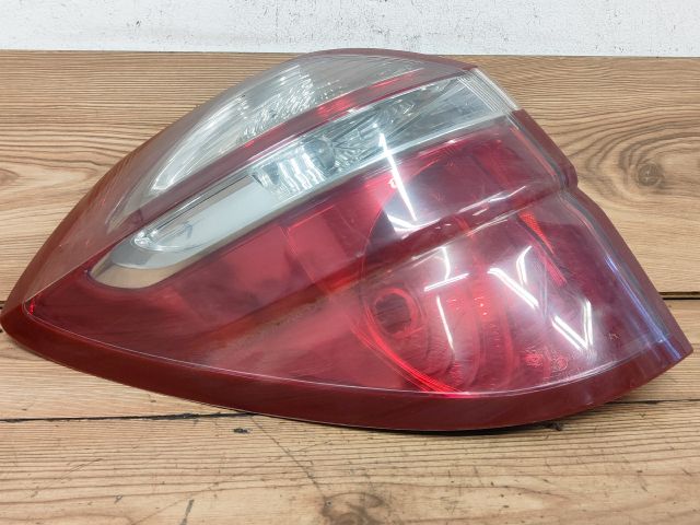 bontott SUBARU LEGACY Bal hátsó Lámpabúra