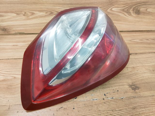 bontott SUBARU LEGACY Bal hátsó Lámpabúra