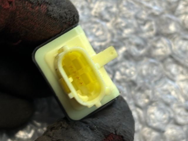 bontott SUBARU LEGACY Bal hátsó Oldal Ütközés Érzékelő