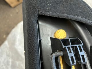 bontott SUBARU LEGACY Bal hátsó Ülés Rögzítő