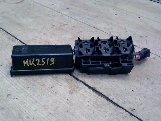 bontott SUBARU LEGACY Biztosítéktábla Doboz