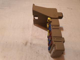 bontott SUBARU LEGACY Biztosítéktábla Utastér