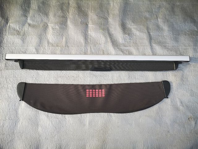 bontott SUBARU LEGACY Csomagtér Roló