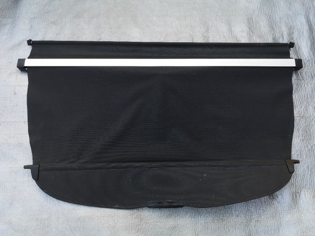 bontott SUBARU LEGACY Csomagtér Roló