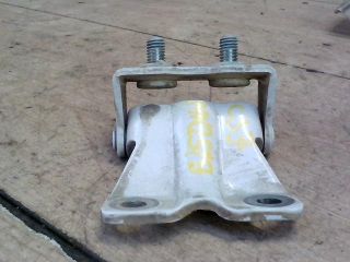 bontott SUBARU LEGACY Csomagtérajtó Jobb Zsanér