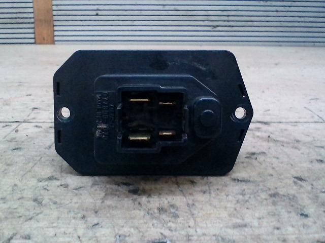 bontott SUBARU LEGACY Előtét Ellenállás Fűtőmotor